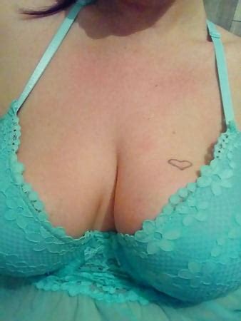 HOT WIFE 19 Pics XHamster