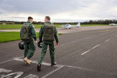 Ukrainian Pilots Complete Uk F 16 Training Netherlands Commits