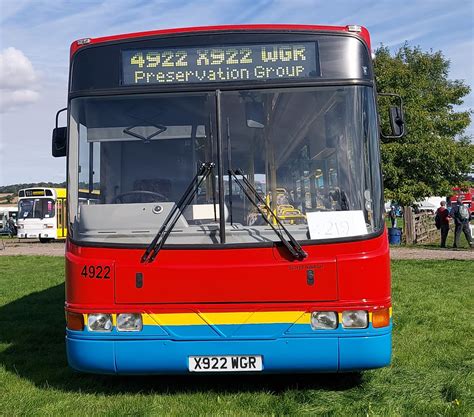 PRESERVED Go North East Volvo B10BLE Wright Renown 4922 X Flickr