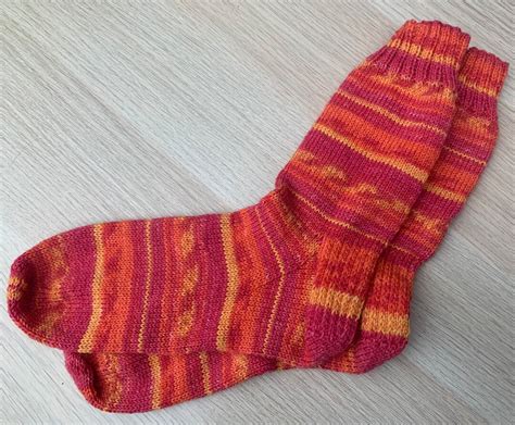 Simple Beginner Sock Knitting Pattern Easy To Follow Instant Download Pdf Etsy