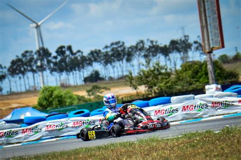 Bia Martins única mulher nordestina no Brasileiro de Kart no Paladino