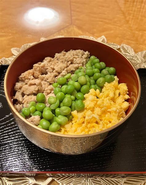 これは美味しい ️〜鶏ひき肉の三色丼〜 レシピ・作り方 By Micchyo 楽天レシピ