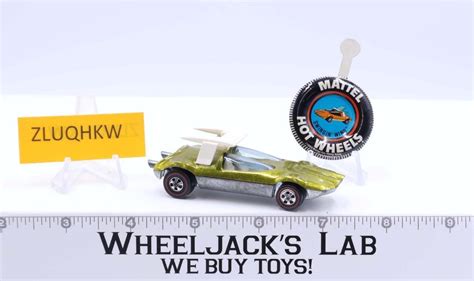 Swingin Wing Yellow Redline Hot Wheels Mattel Vintage RL W BUTTON Wheeljack S Lab