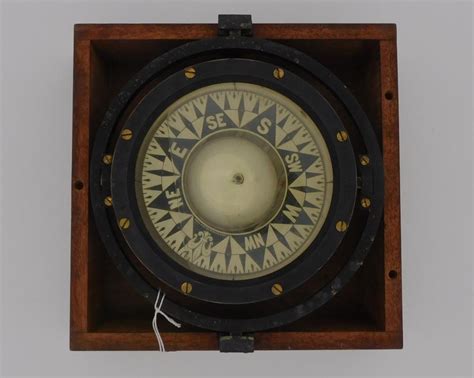 Bid Now Boxed Wet Compass Early 20th C Dovetailed April 6 0123 10