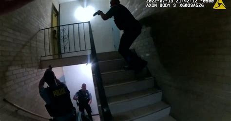 Minneapolis Police Release Body Cam Footage From Swat Ois Protectandserve