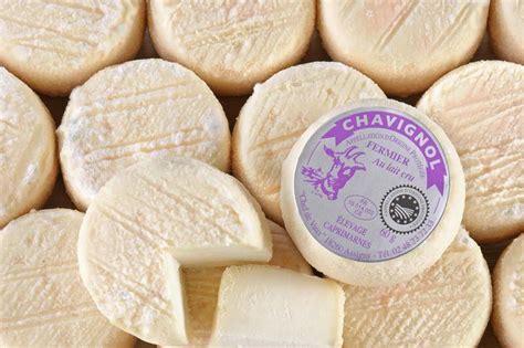 Le Crottin de Chavignol fermier AOP 60g mon marché fr