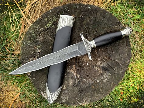 Подарочный "Кинжал Пламя", клинок сталь дамаск, рукоять и чехол черный ...