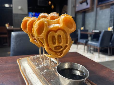 Review Chicken Stuffed Mickey Waffles At Disney S Coronado Springs