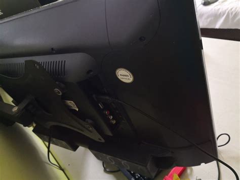 Smart TV (28 inch), Everything Else, Looking For on Carousell