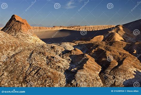 La Luna De Valle De Désert D Atacama Le Chili Photo stock Image