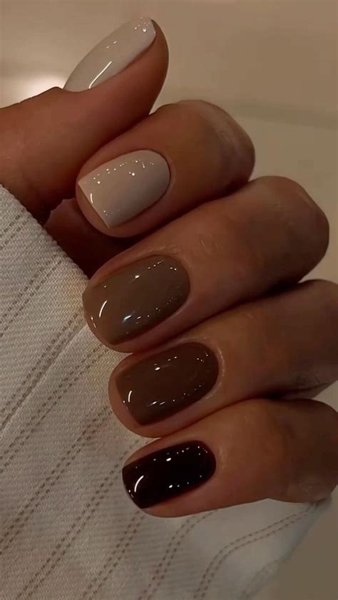 Fall nails 🍂 | Nägel inspiration, Schöne nägel, Maniküre kurze nägel