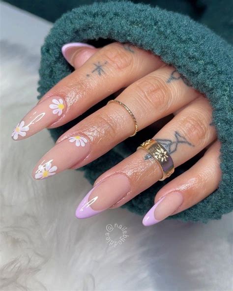 30 Best Spring Almond Nails To Inspire You Howlifestyles Almond