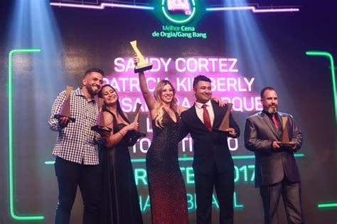 Diretora e ex BBB brilham no Oscar do pornô veja os vencedores do Prêmio Sexy Hot 09 10