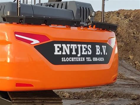 Nieuwe Doosan DX300LC SLR Bij Loonbedrijf Entjes B V Aan De Slag