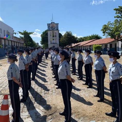 Col Gios Da Pol Cia Militar Do Cear Abrem Sele O Para Vagas