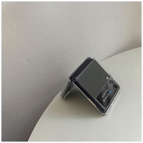 Mua Ốp Samsung Z Flip 3 / Z Flip / ZFlip3 cứng trong suốt mỏng nhẹ ôm ...