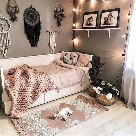 Pin by Liza on Квартирные идеи Aesthetic bedroom Stylish bedroom