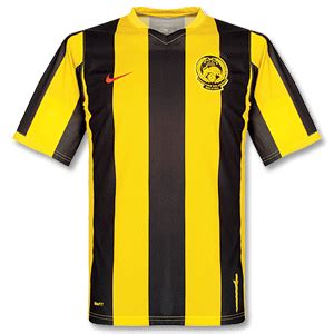 ::sHaH NaK jd bLoGGeR::: ::Jersi Team Bola Sepak Malaysia 2010/2011::