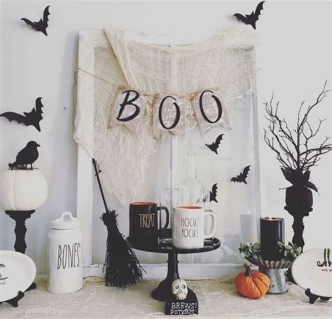 20+ Indoor Halloween Decoration Ideas