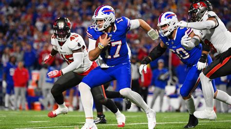 Josh Allen Misses Buffalo Bills Practice With Injured Right Shoulder