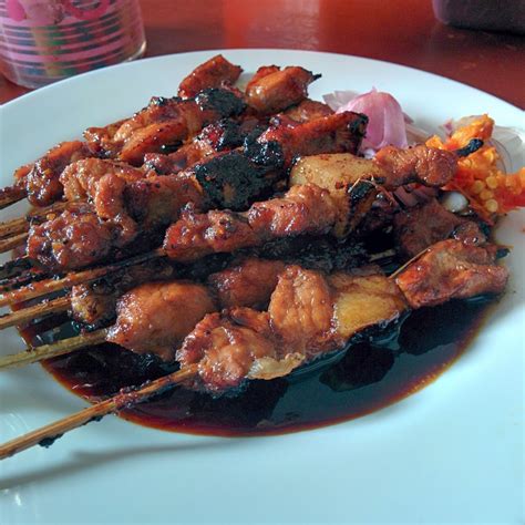 Kawasan Sate Babi Kediri Hanya untuk Nonmuslim - Kediripedia.com