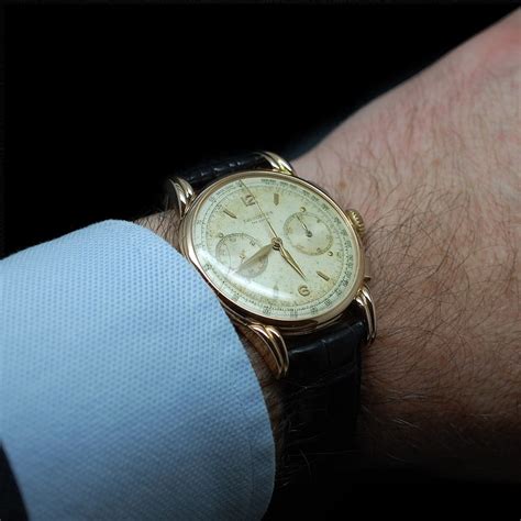 Montre Longines Vintage Chronographe Flyback Or rose 18k mécanique Vers