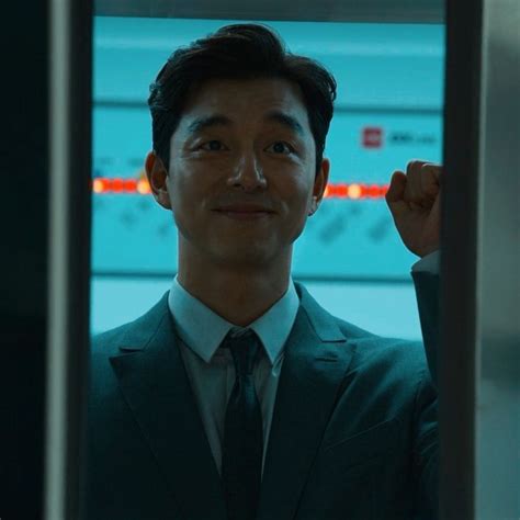 Squid Game Gong Yoo Icons Fotos De Pessoas Lindas Netflix Filmes