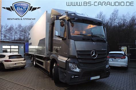 Gro Es Zoll System Im Mercedes Actros B S Car Audio Autohifi Bad