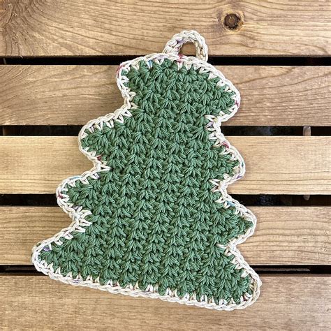 Ravelry Holiday Tree Hot Pad Pattern By Janet Pippin