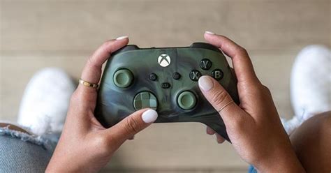 This Is Nocturnal Vapor The New Xbox Controller With An Enigmatic