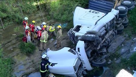 Fallece Hombre Tras Volcar Tráiler En Montemorelos Grupo Milenio