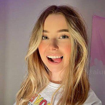 Ally Aluraye Babe Page Watch This Adult Model On Freeones