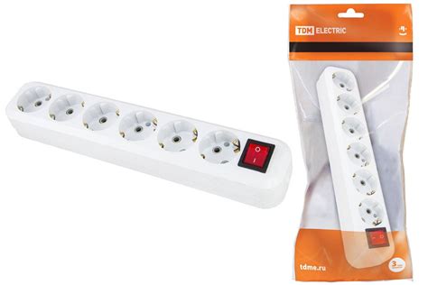 Колодка розеточная 6 гнезд 2П+З с выключателем16А 250В белая TDM SQ1806 ...