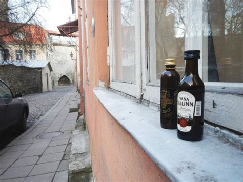 Zdjęcia: Tallin, Vana Tallinn - tradycyjny likier dla turystów ;) na ...