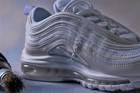 Cut in half: Nike Air Max 97 Review | RunRepeat