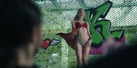 Nude Video Celebs Romane Jolly Nude Fugueuse S E