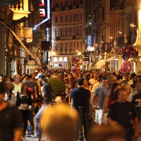 Where Is The Best Naples Nightlife? | myTour in Italy