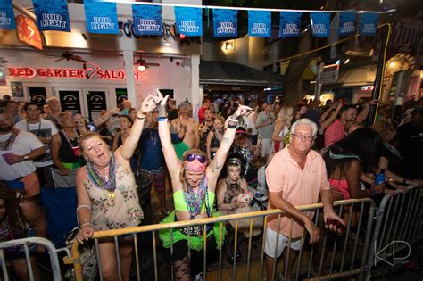 Fantasy Fest 2019 Crowd Shots And Floats Captured From The Parade Route — Karrie Porter