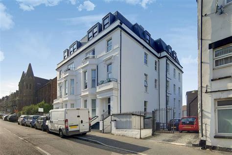 Waldegrave Road Crystal Palace London Se19 1 Bed Flat For Sale £