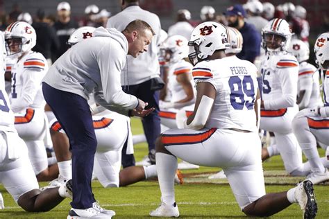 Jj Pegues Becomes 6th Auburn Defensive Lineman To Enter Transfer