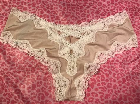 NWT VICTORIA SECRET NUDE CHEEKY WHITE LACE TRIM BACK LACE UP M MEDIUM VERY SEXY EBay