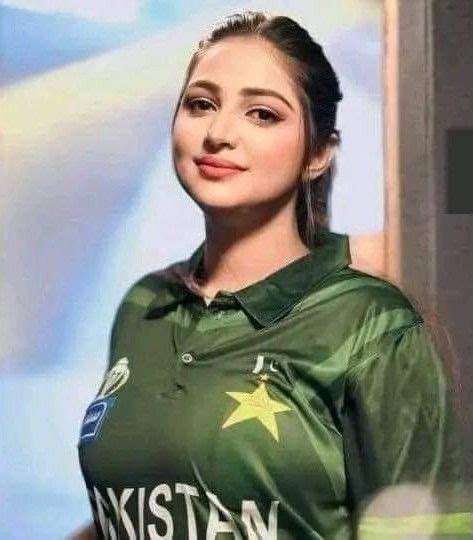 Pin By Ashish Gawande On Bhai In Bollywood Actress Hot Photos Actress Hot Photoshoot