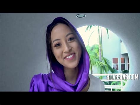 Conservative Teen Has Insatiable Desire For Cock XVIDEOS