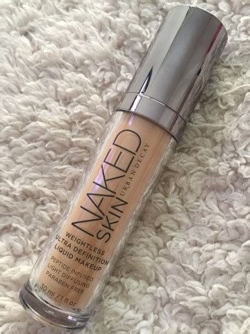 Review Base Naked Skin De Urban Decay