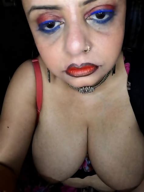 Desi Woman Pussy Fingering