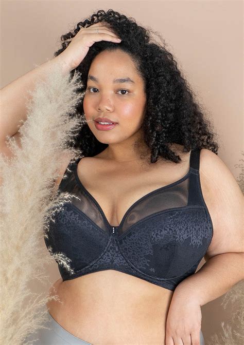 Where To Get Bras In Malaysia If You’re Bustier Than Average