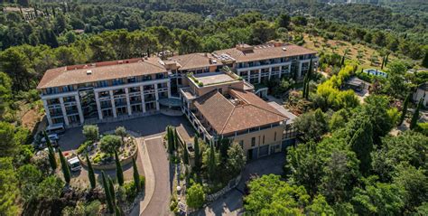 EHPA EHPAD Éléonore à Aix en Provence Bouches du Rhône 13 Emera