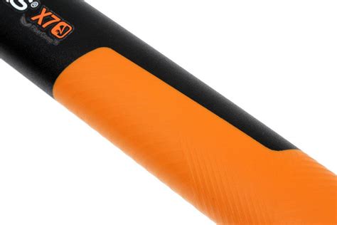 Fiskars X7 Universalaxt | Günstiger shoppen bei knivesandtools.de