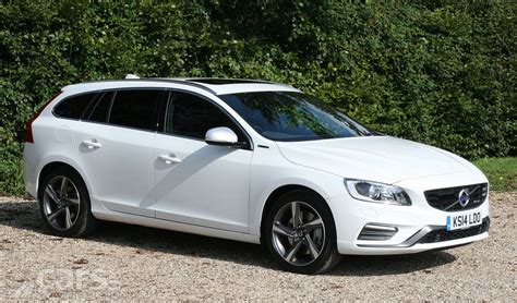 Volvo V60 Plug-in Hybrid Review (2014/15): D6 AWD Geartronic R-Design Lux Nav