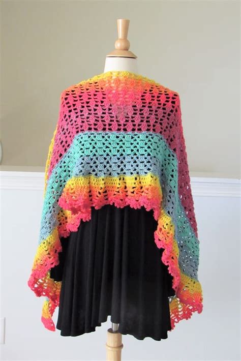 lacy shawl crochet pattern  head turner crochet dreamz